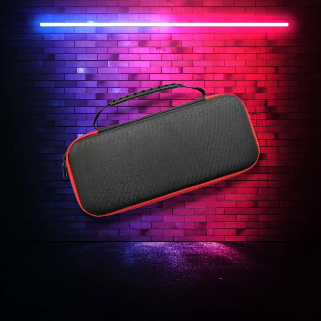 Étui de protection rigide noir et rouge pour console retrogaming portable RG556 - Retrozone France